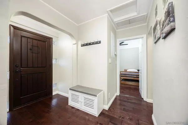 San Diego, CA 92104,2541 Haller St