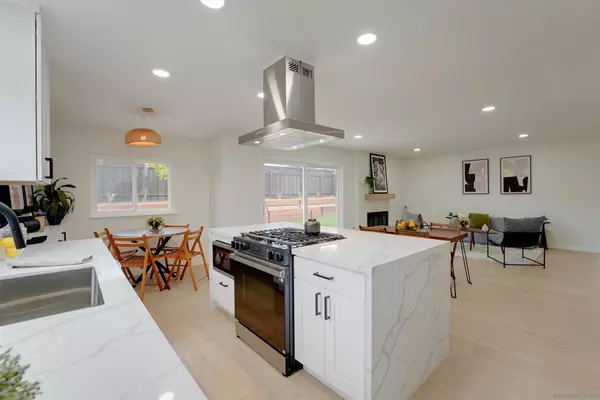 San Diego, CA 92117,4226 Mount Voss Dr