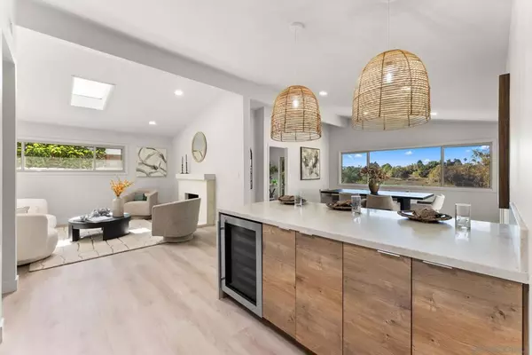 San Diego, CA 92117,4472 Mount Lindsey Ave