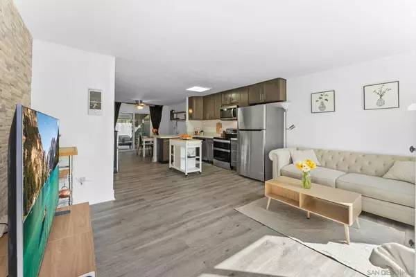 Spring Valley, CA 91977,445 Ridgeway Ct