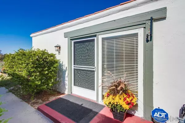 Oceanside, CA 92057,3621 Vista Campana S #92