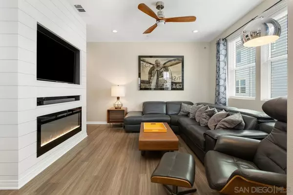 Imperial Beach, CA 91932,511 Sanderling