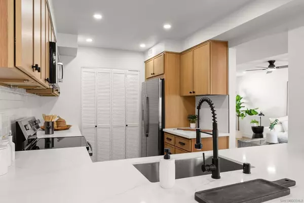 San Diego, CA 92117,5377 Balboa Ave