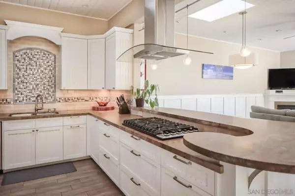 Cardiff By The Sea, CA 92007,2154 Manchester Ave