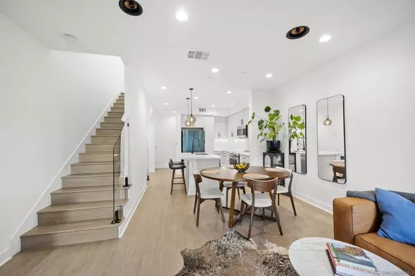 7621 University Avenue #102, La Mesa, CA 91942