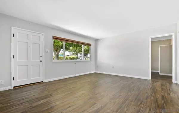 San Diego, CA 92117,4575 Gila Ave