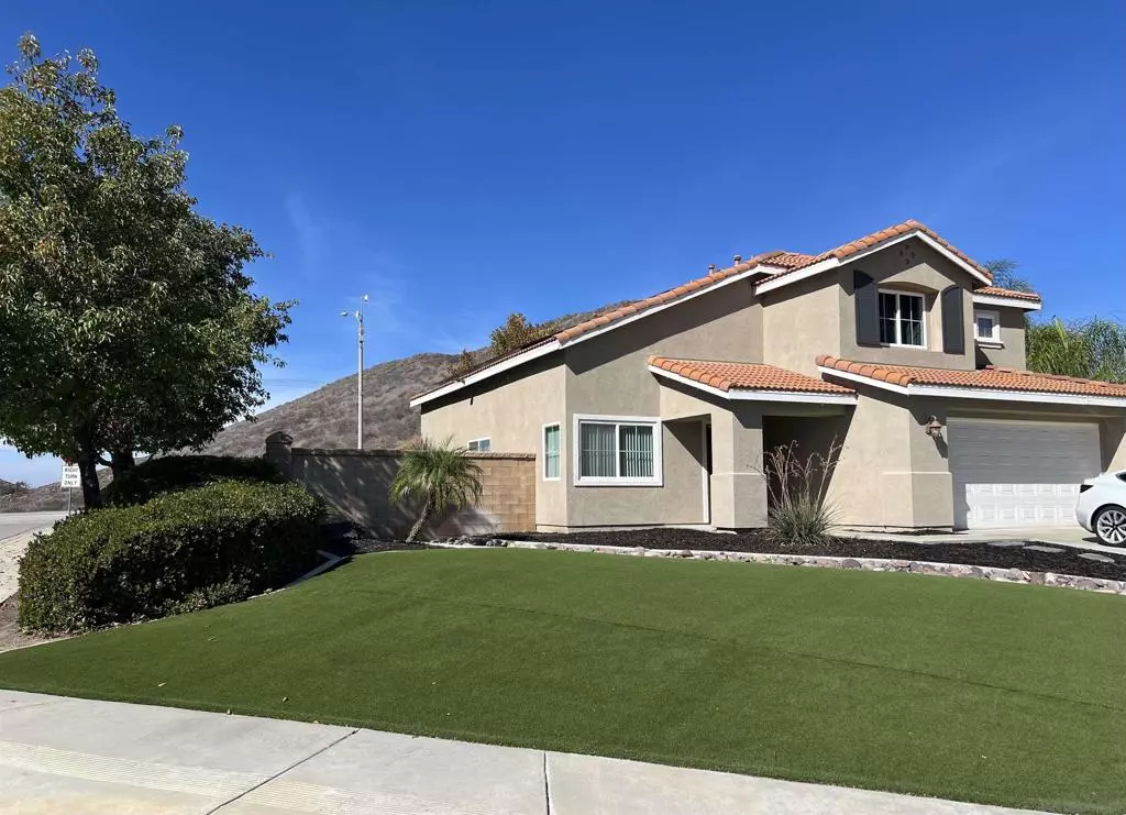 Menifee, CA 92585,28454 saddlecrest