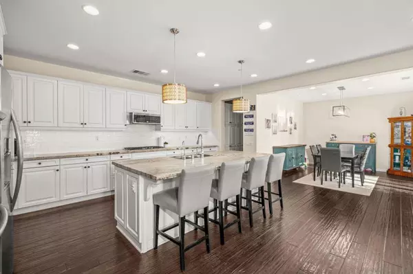 San Diego, CA 92127,15653 Tanner Ridge Rd