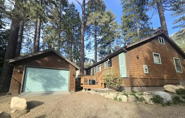25093 Rim Rock Rd, Idyllwild, CA 92549