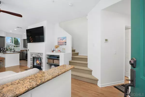 Encinitas, CA 92024,382 Carmel Creeper pl.