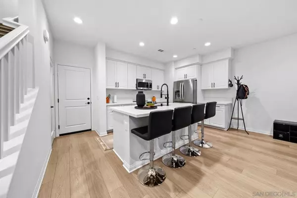 Spring Valley, CA 91977,10553 Graphite St