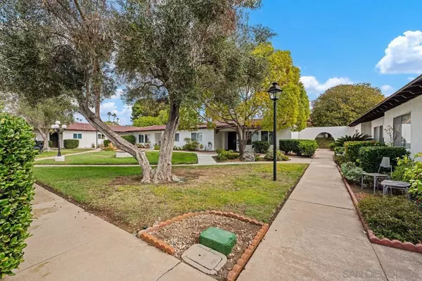 San Diego, CA 92128,16533 Caminito Vecinos #52