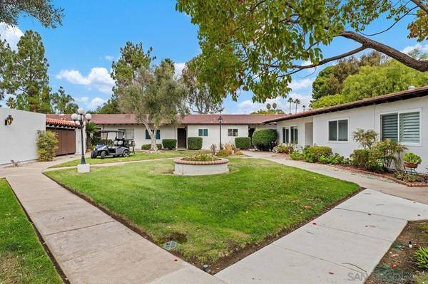 San Diego, CA 92128,16533 Caminito Vecinos #52