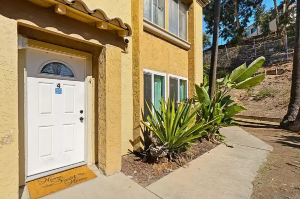1687 Pentecost Way #4, San Diego, CA 92105