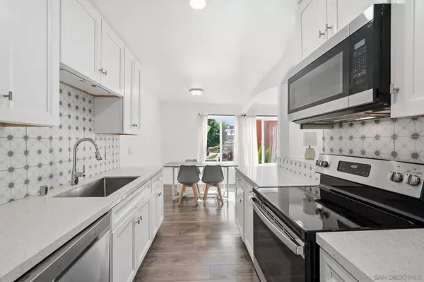 1687 Pentecost Way #4, San Diego, CA 92105