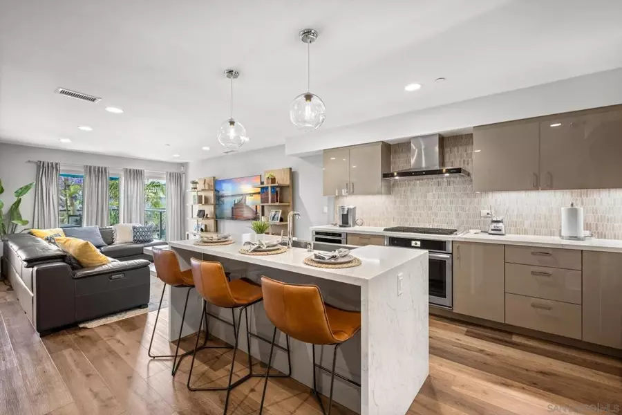 3030 Jarvis St #2, San Diego, CA 92106