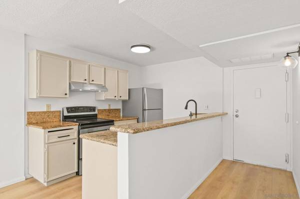 San Diego, CA 92108,6191 Rancho Mission Rd #315