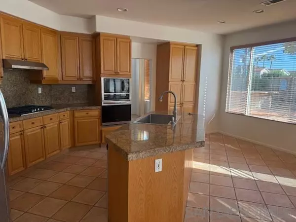 San Diego, CA 92121,11008 Sunny Mesa Rd