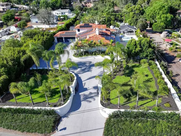 La Mesa, CA 91941,10732 Fuerte Dr