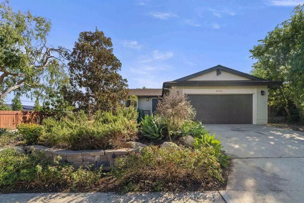 Santee, CA 92071,8743 Rumson Dr