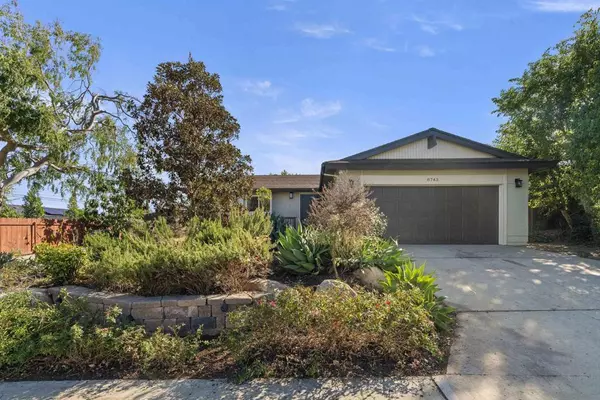 8743 Rumson Dr, Santee, CA 92071