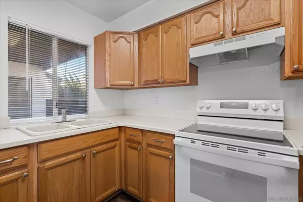 San Diego, CA 92108,8069 Caminito De Pizza #F