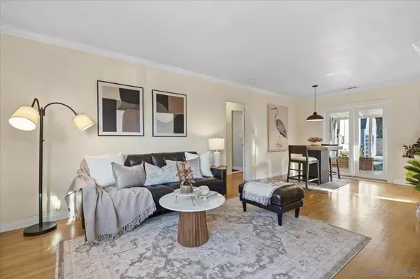 San Diego, CA 92106,2303 Poinsettia Dr