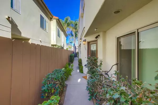 San Diego, CA 92109,1367 Hornblend St