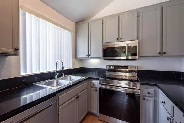 San Diego, CA 92126,7370 Calle Cristobal #114