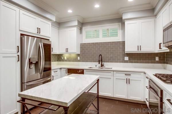 Chula Vista, CA 91913,1859 Khaki Ln