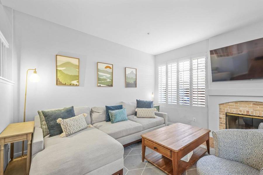 11378 Via Rancho San Diego #C, El Cajon, CA 92019