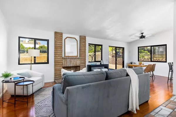 Oceanside, CA 92057,5818 Jeffries Ranch Road