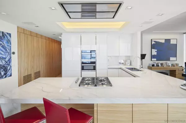 San Diego, CA 92101,1325 Pacific Hwy #1902