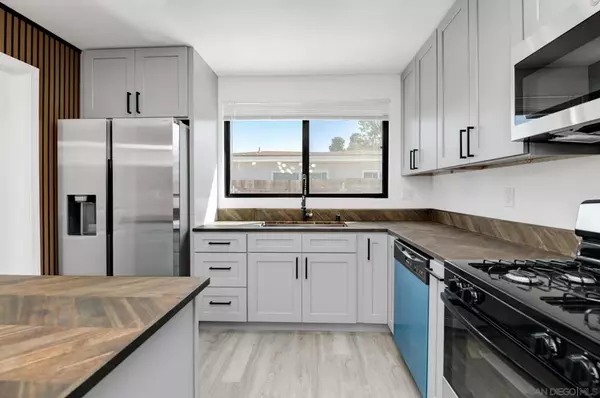 Spring Valley, CA 91977,9125 Akard St