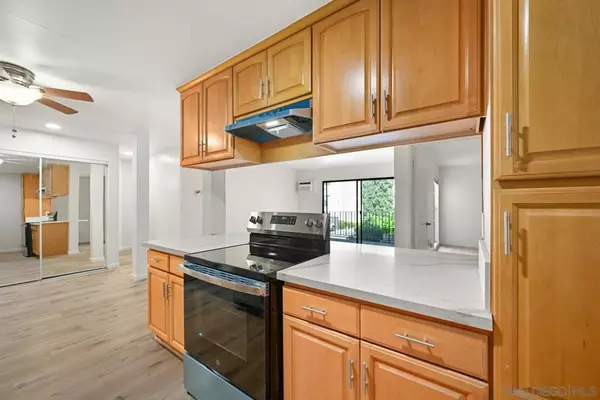 San Diego, CA 92108,6780 Friars Rd #225