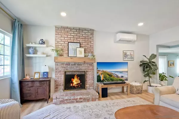 San Diego, CA 92104,3622 Landis St