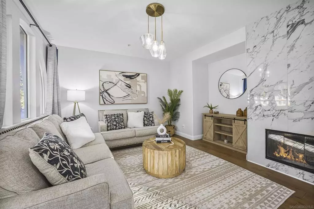 Chula Vista, CA 91913,1990 Caminito De La Cruz