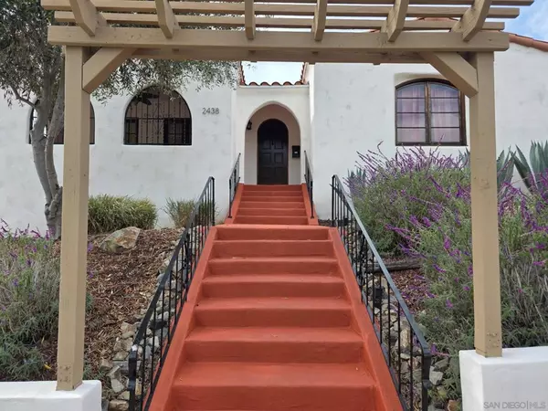 San Diego, CA 92104,2438 33rd Street