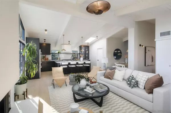 San Diego, CA 92109,2526 Aster St