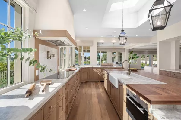 Rancho Santa Fe, CA 92067,14488 Strawberry Rd