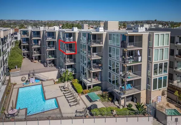 San Diego, CA 92109,1221 Parker Pl #15