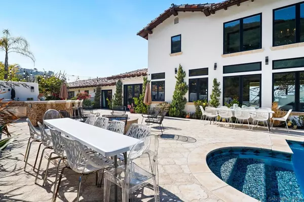 La Jolla, CA 92037,7853 Via Capri