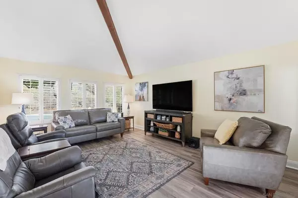 San Diego, CA 92119,7773 Eagle Ridge Dr