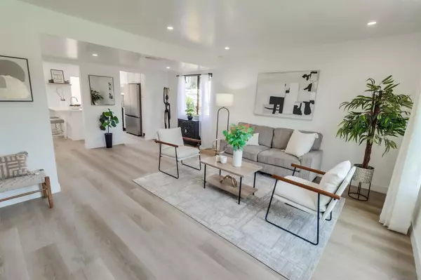 7827 Rancho Fanita Dr #H, Santee, CA 92071