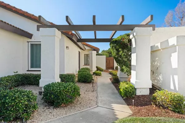 San Diego, CA 92128,17756 Camino Ancho