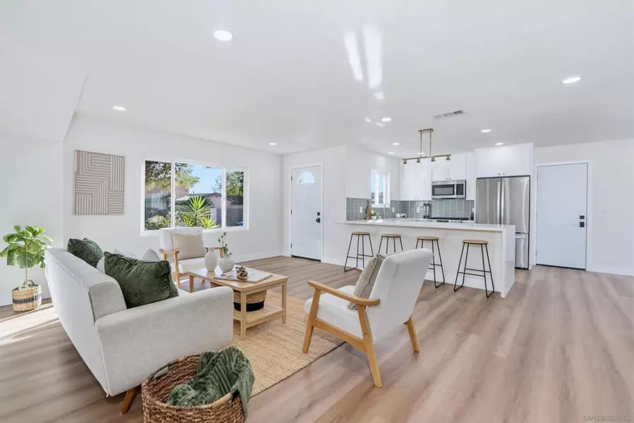 9408 Wharton Rd, Santee, CA 92071