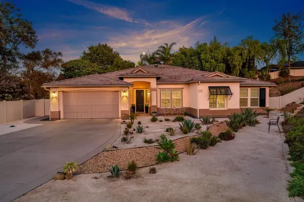 Vista, CA 92081,406 Glin Ct