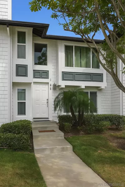 876 Hollyhock Ct, Carlsbad, CA 92011