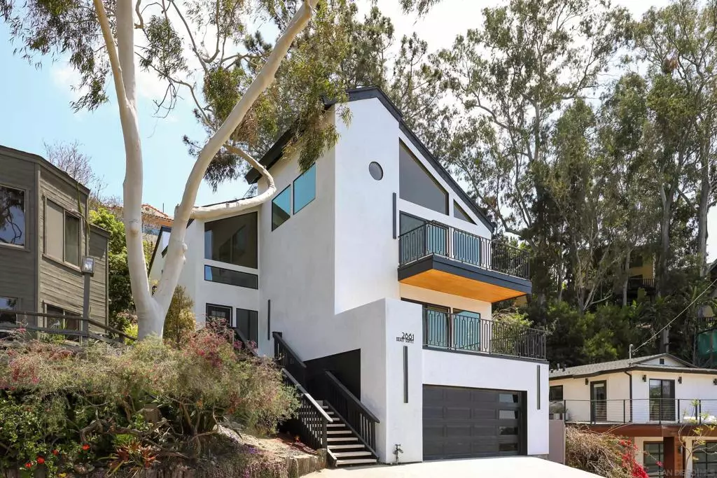 San Diego, CA 92103,2861 Brant st.