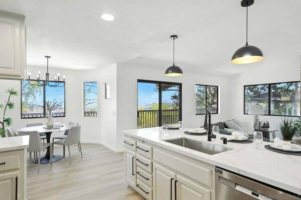 Escondido, CA 92026,28983 Mountain Meadow Rd